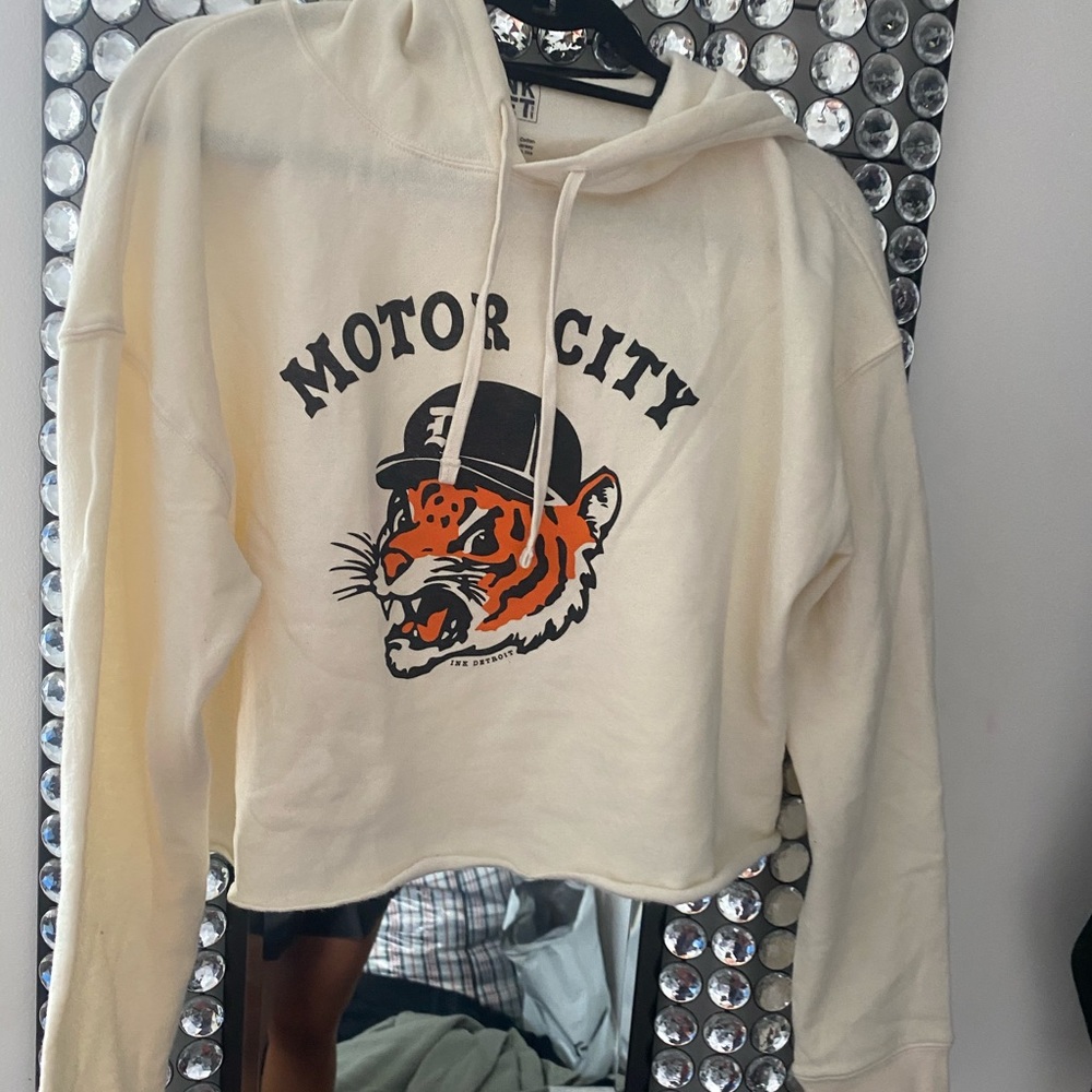 Never worn Detroit crop hoody